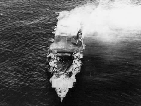 El portaaviones japonés Hiryu antes de hundirse