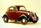 Fiat Topolino. 1936. Automóvil diseñado para el bajo consumo. Ampliar imagen