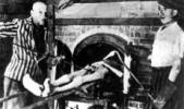 Horno crematorio del campo de exterminio de Auschwitz (Polonia). Ampliar imagen
